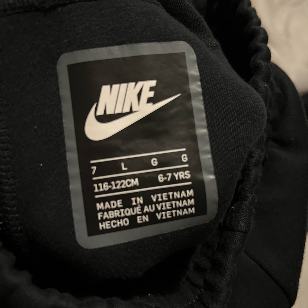 Nike Tech Boys